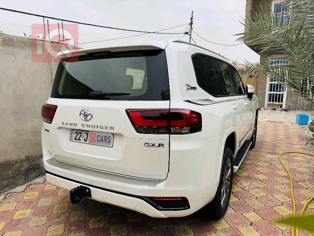 تويوتا لاندكروزر